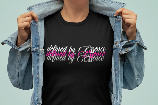 Women wearing black 3d Defined By Essence T- Shirt with multilayering wording with her collared popped.